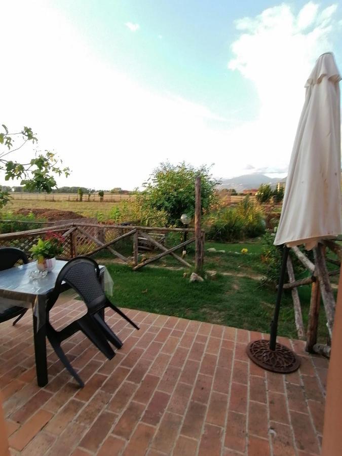 Bed and Breakfast Casale Cavatella Sermoneta Exterior foto