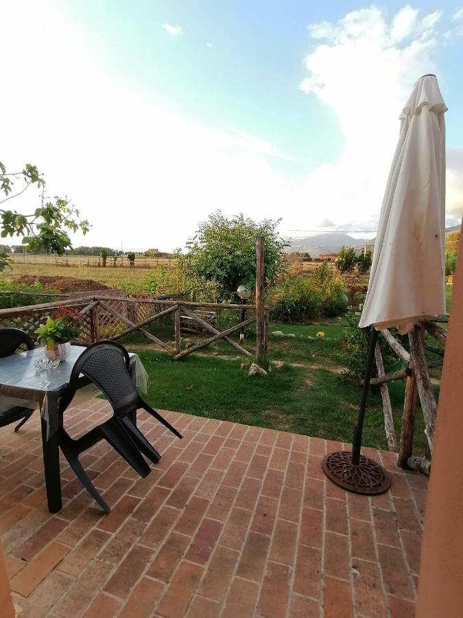 Bed and Breakfast Casale Cavatella Sermoneta Exterior foto