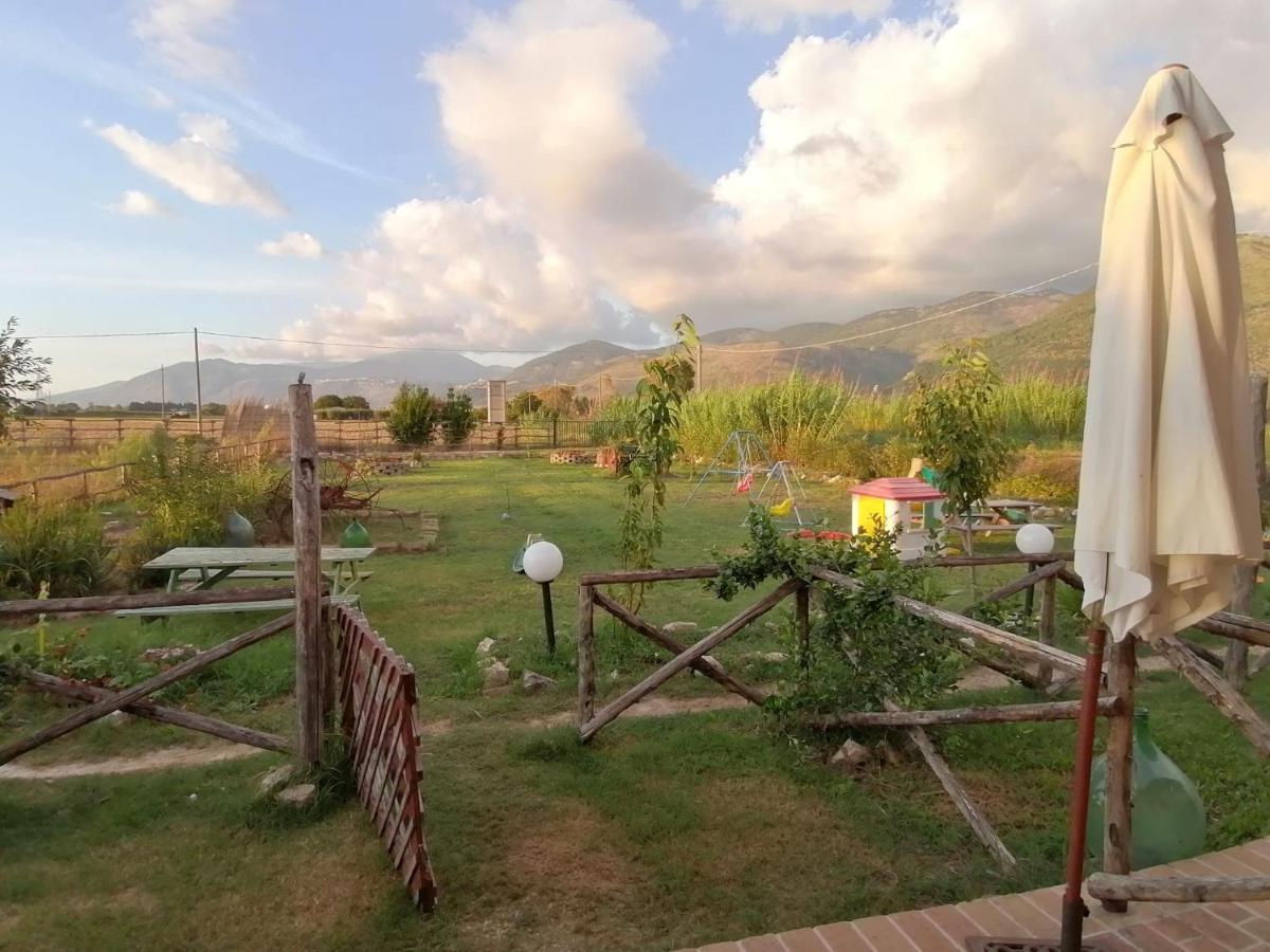 Bed and Breakfast Casale Cavatella Sermoneta Exterior foto