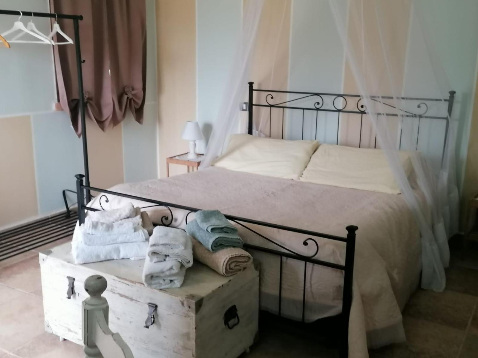 Bed and Breakfast Casale Cavatella Sermoneta Exterior foto